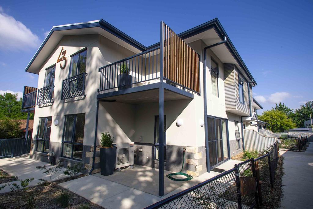 One Of A Kind Apartments Canberra Buitenkant foto