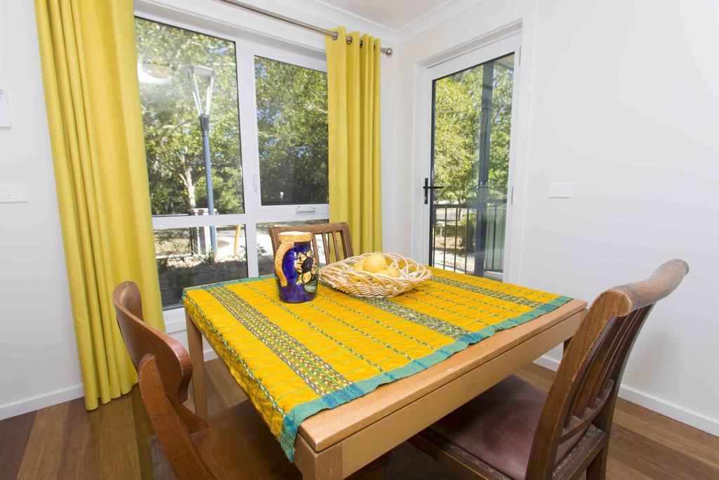 One Of A Kind Apartments Canberra Buitenkant foto