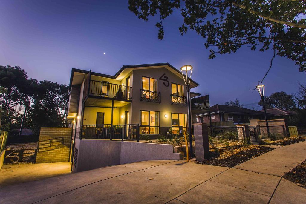 One Of A Kind Apartments Canberra Buitenkant foto