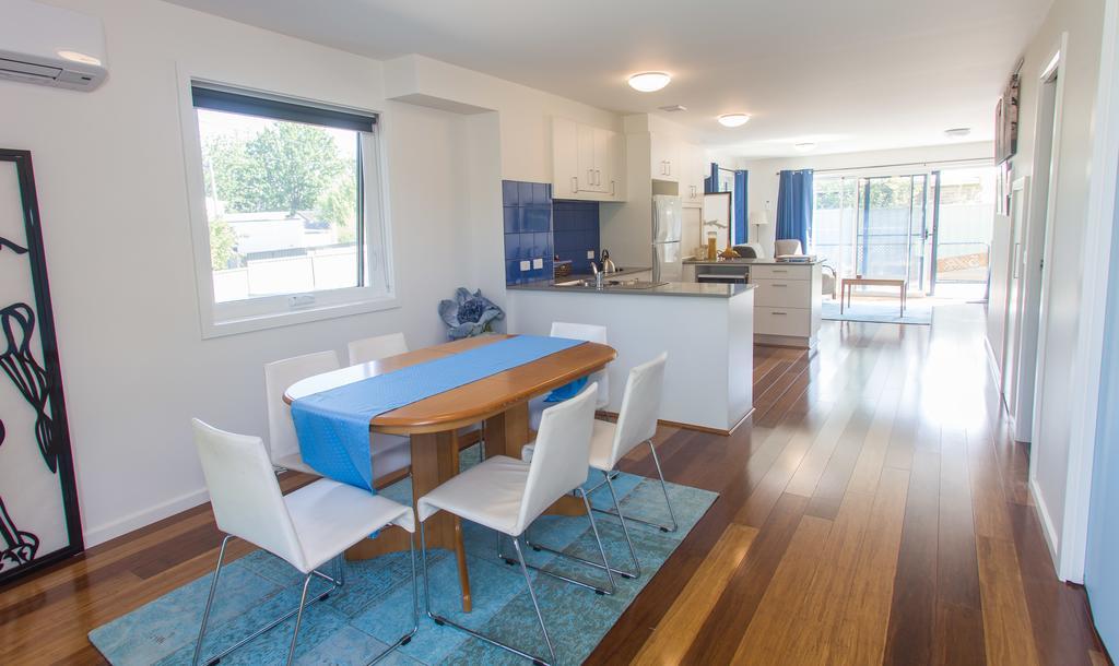 One Of A Kind Apartments Canberra Buitenkant foto